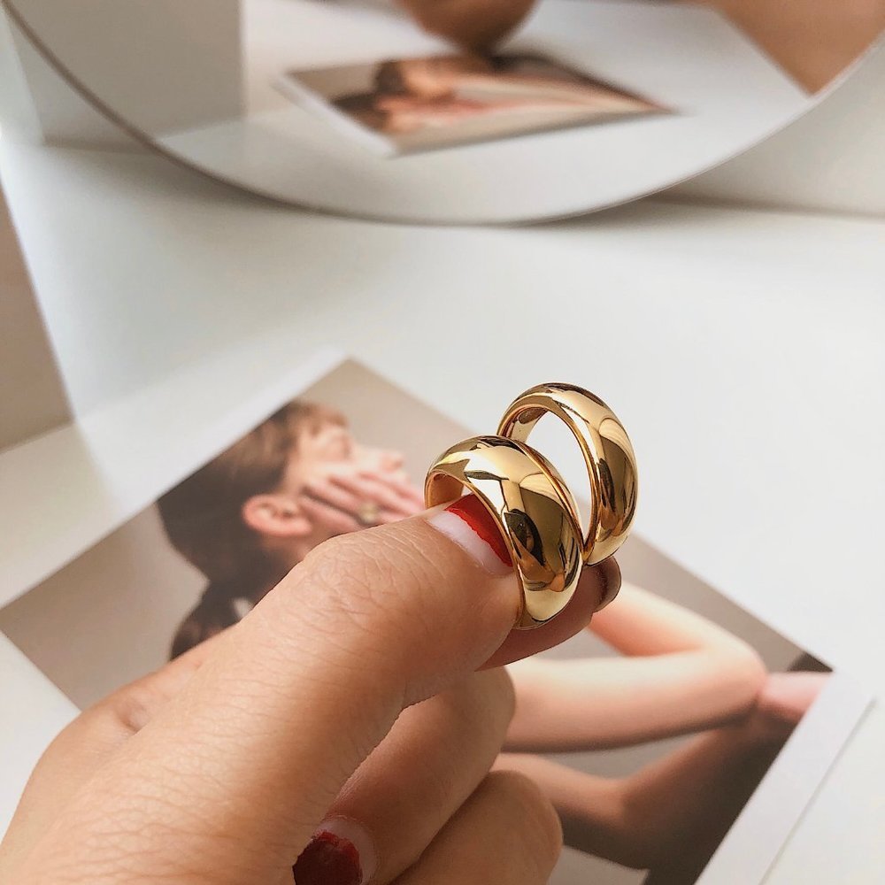 NEW 18K Gold Plated Wide Curve Ring - Picture 2 of 8